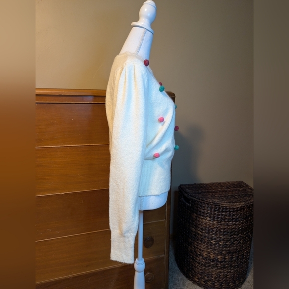 Christmas Dingle Ball White Crop Sweater SZ Large - Picture 11 of 15